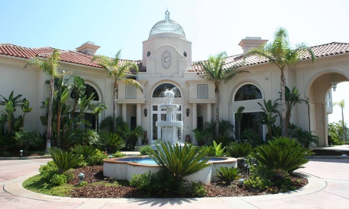 Orange House | Orange County Mansion