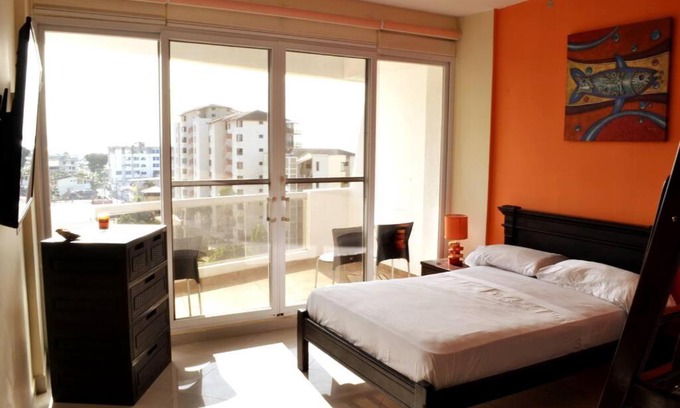 Tonsupa Apartment | Orange Suite - Resort Playa Almendro, R505.