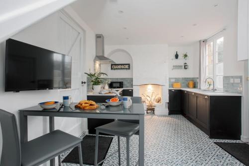 Furzebrook House | Orchard Cottage