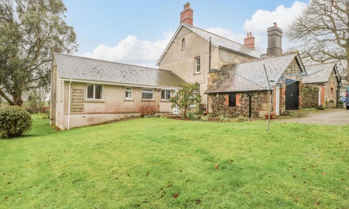 Boyton House | Orchard End