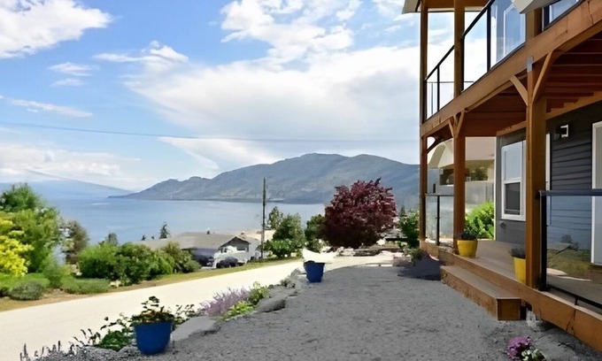 Central Okanagan House | Organic Oasis
