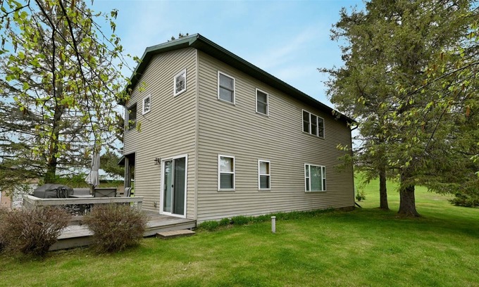 Cable Cabin | Osprey Point on Lake Namakagon | 3 Bed, 2 Bath