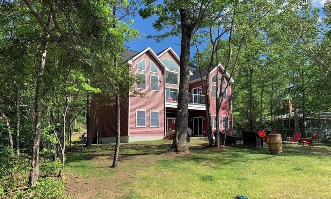 The Bays House | OSSIPEE LAKEFRONT-BROAD BAY! Summer opened up! 7nts Sat-Sat rental JUNE THRU AUG