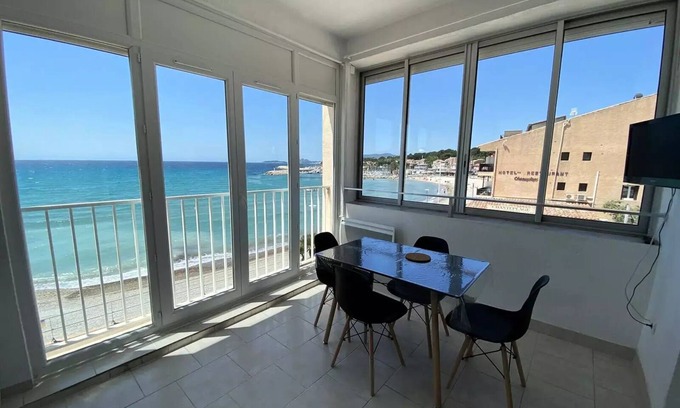 Les Lecques Apartment | Oustalet Residence - T2 Panoramic sea in St Cyr Sur mer
