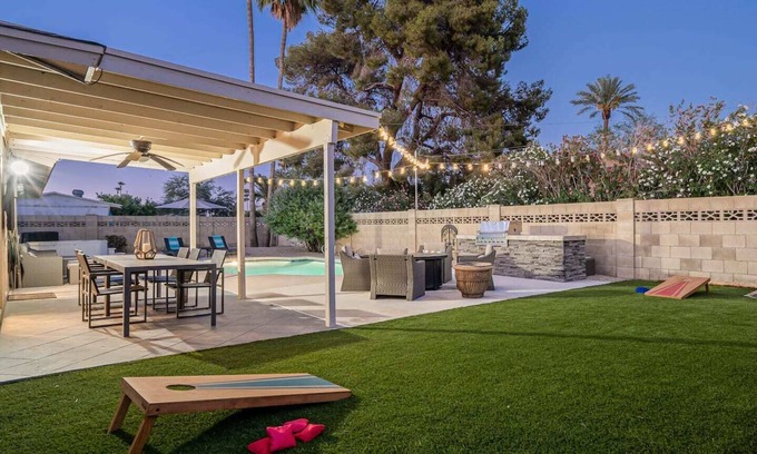 Park Scottsdale Townhouse House | Outdoor Oasis in Heart of Scottsdale