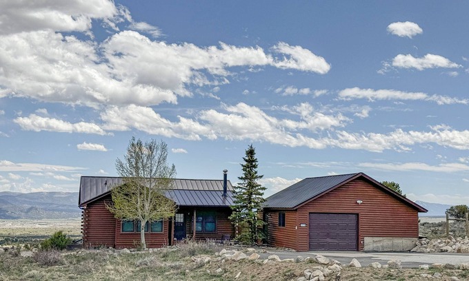 Buena Vista Cabin | Overlook Cabin with Enchanting Views