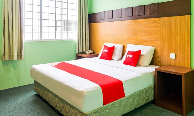 Keningau Hotel | OYO 89408 Royal Hotel