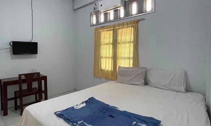 Lhokseumawe Hotel | OYO 93178 Al Bait Homestay.