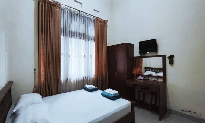 Banaran Hotel | OYO 94673 Guesthouse Syariah