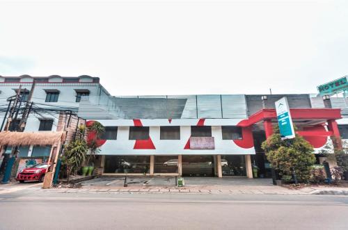 Cibinong Hotel | OYO 94759 Hotel Taman Cibinong