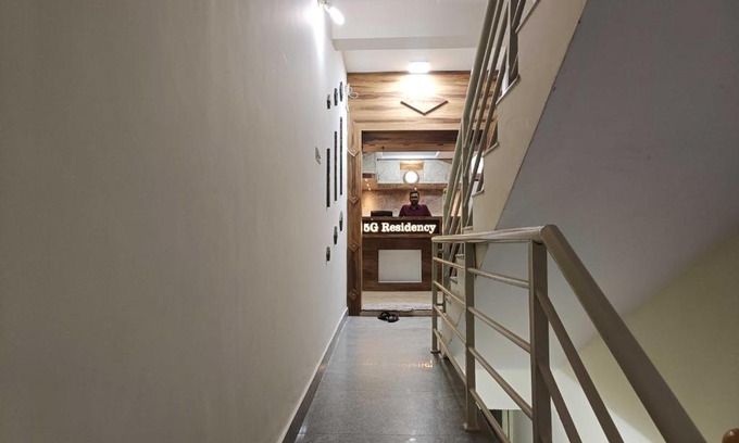 Narasapura Hotel | OYO Flagship 5g Residency Near Nagasandra Metro Station