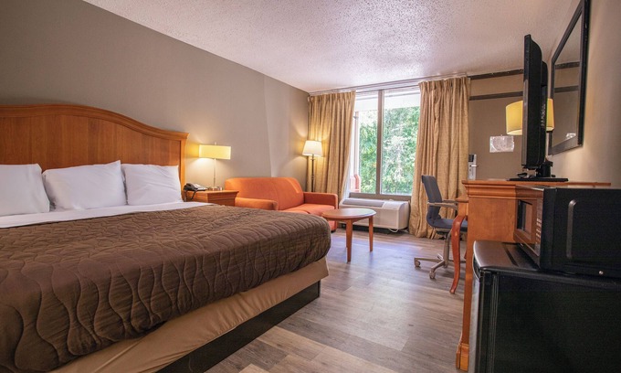 Greensboro Hotel | OYO Hotel Greensboro East I 40