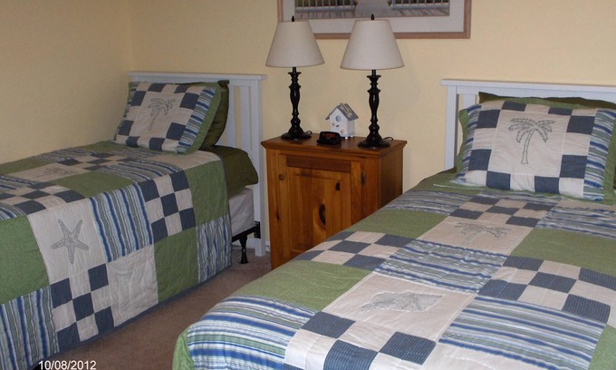 Colington Condo | Oyster Pointe Condo at Sound. Near Wright Brothers Museum