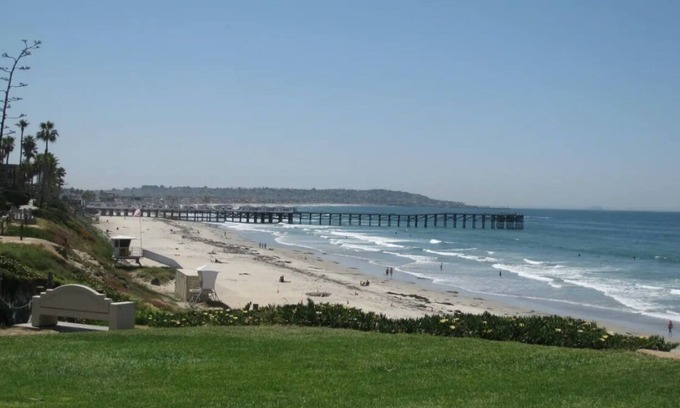 North Pacific Beach Cottage | Pacific Beach Surf & Swim + Relax in a Cozy Beach Cottage