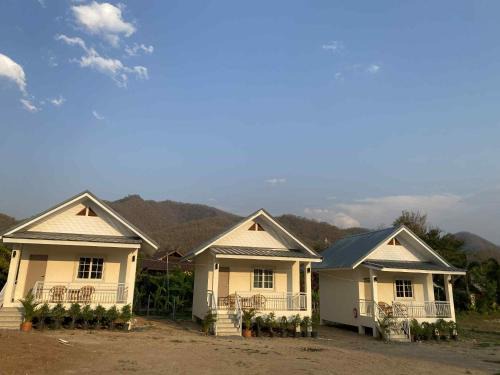 Pai House | Pai Fields Good