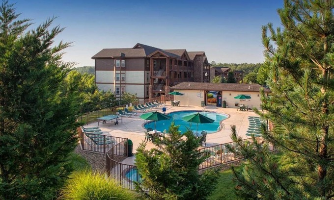 Branson Villa | Palace View by Spinnaker, beautiful 1 bedroom!