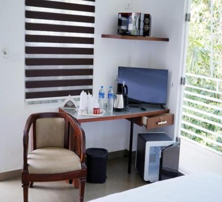 Athirapally Bed & Breakfast | Palatty's Resorts