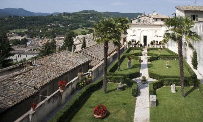 Spoleto House | Palazzo Leti Residenza d'Epoca