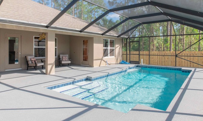 Port Malabar House | Palm Bay Retreat: Pool, Amenities & Free Parkingn