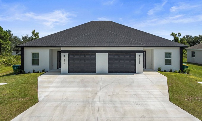 Port Charlotte Villa | "Palm Spice" 3 Bedroom 2 bath