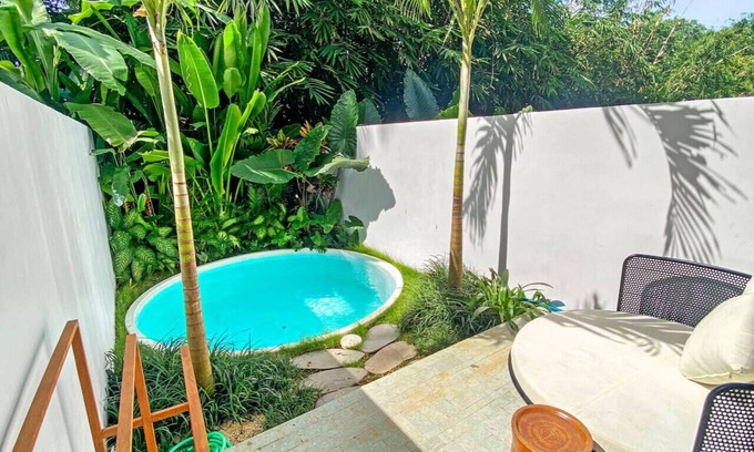 Babakan Apartment | Palm Suite - Private Pool Loft Canggu