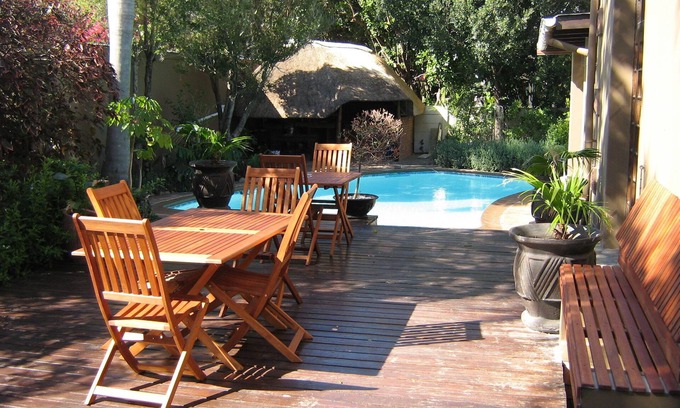 Selborne House | Palm Tree Manor