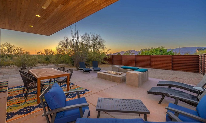 Tucson House | Palo Verde Velo -Modern Living in Old World Tucson