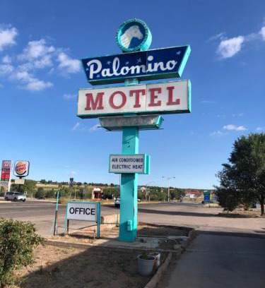 East Las Vegas Hotel | Palomino Motel