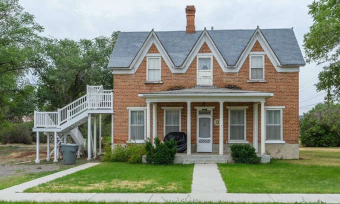 Panguitch House | Panguitch Red Brick Homes (lower home)