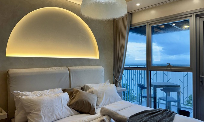 Tambo Condo | Panoramic Seaview near Airport Facing the Bay 6G