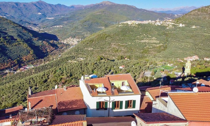 Chiusanico House | Panoramic Townhouse Casa del Borgo