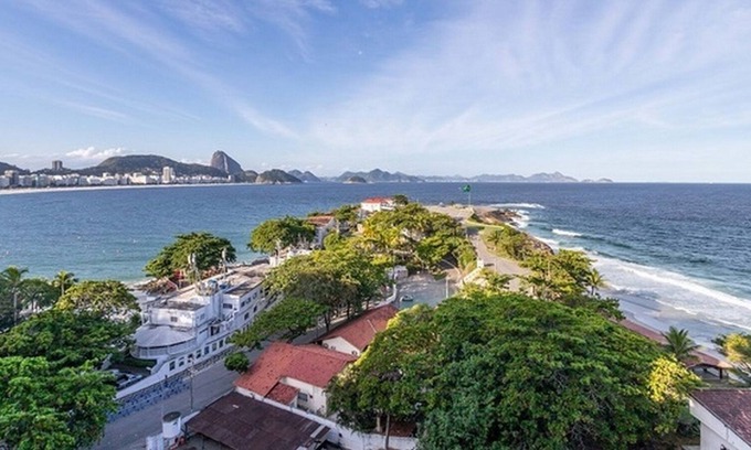 Copacabana RV Rental | Panoramic view apartment over Copacabana bay