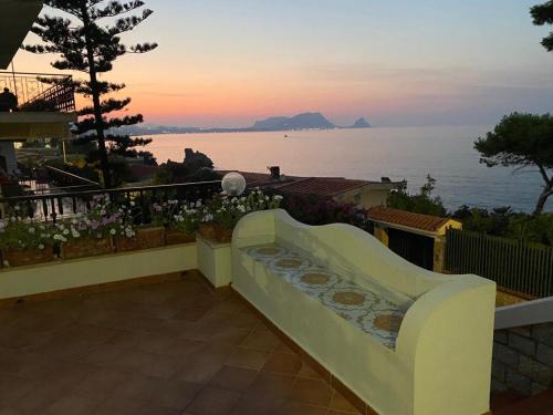 Torre Colonna-sperone Apartment | PANORAMIC VIEW - Sabrina's house