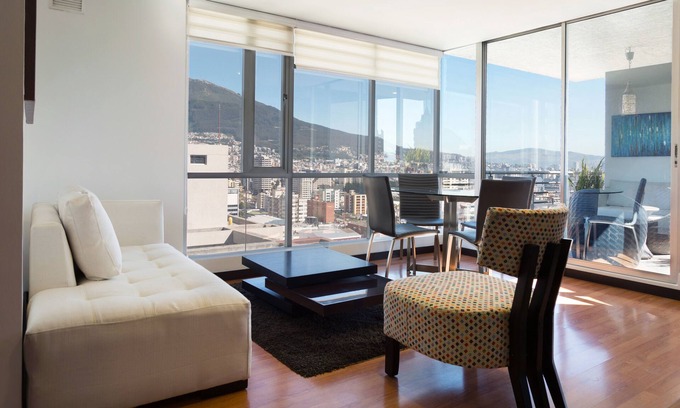 La Floresta Apartment | PANORAMIC VIEW TO THE CITY AND PICHINCHA VOLCANO, THE HEART OF QUITO 1003