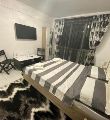 Saturn Apartment | Papi Studio