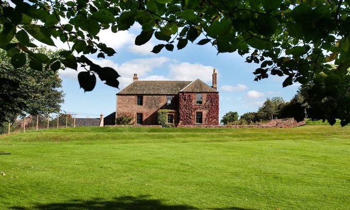 Haddington Apartment | PAPPLE FARMHOUSE AT PAPPLE STEADTING - a luxury 4 bedroom famrhouse in the hear of East Lothian