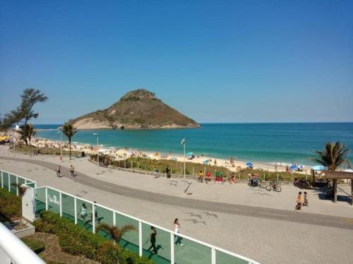 Recreio dos Bandeirantes Apartment | Paraíso à sua Porta Ap Luxuoso Prédio Frontal Mar