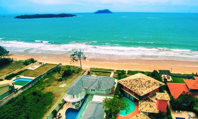 Marina House | Paradise by the Sea.