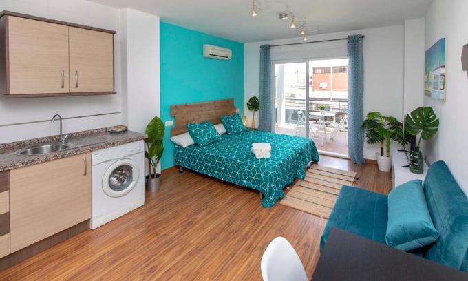 Malaga-Este Apartment | Paradise by the sea Loft
