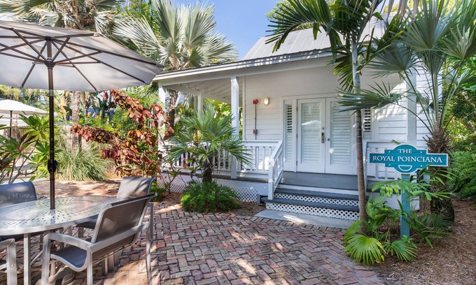 Old Town Hotel | Paradise Inn Key West - Adults Only