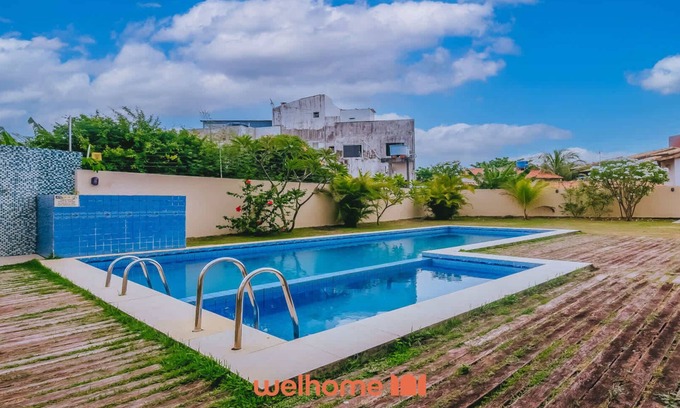 Itapua House | Paraiso com piscina pertinho do Farol de Itapuã