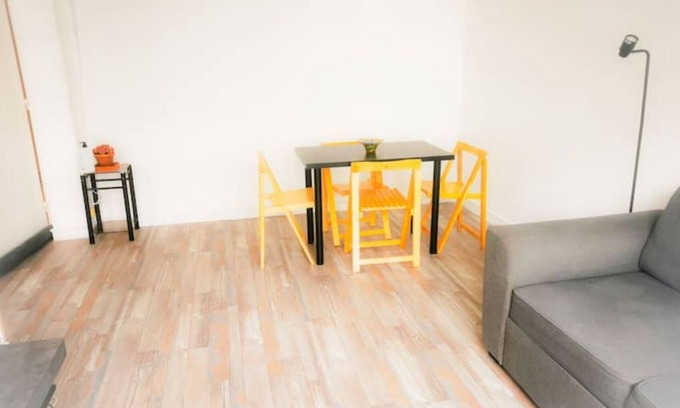 Saint-Fargeau Apartment | Paris : Charmant 2 Pièces Idéalement Placé