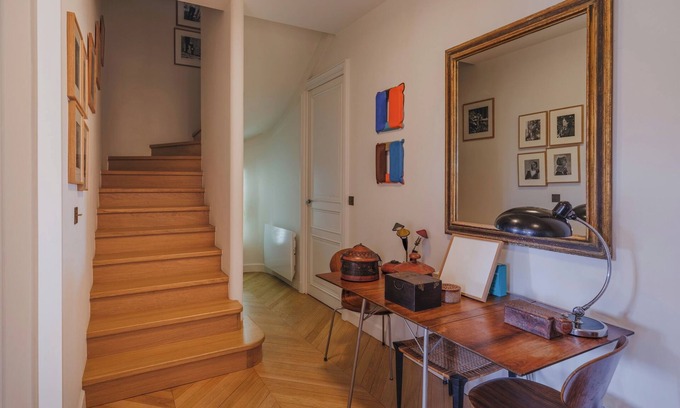 Notre-Dame-des-Champs Apartment | Paris St Germain Loft residence