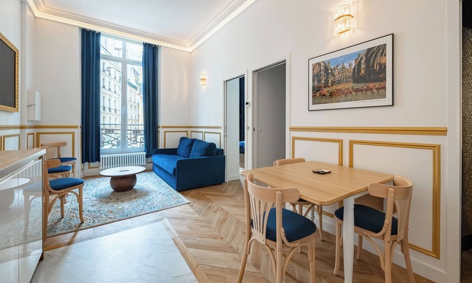 Saint-Germain-l'Auxerrois Apartment | Parisian Charm by the Louvres