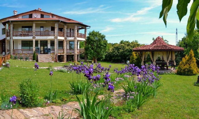 Gorna Oryahovitsa Hotel | Park Hotel Djevana