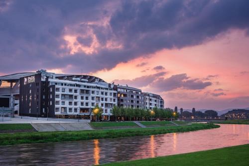 Centar Hotel | Park Hotel & Spa
