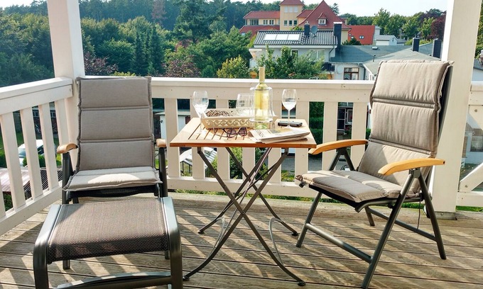 Kuhlungsborn Ost Apartment | Parkblick 22 - Cozy vacation apartment for two people