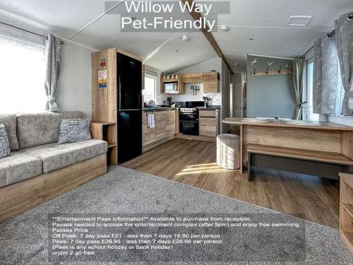 Camber Resort | Parkdean Resort Camber Sands sleeps 8 Pet Friendly - ref-ww242