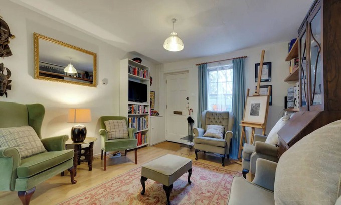 Cambridge City Centre House | Pass the Keys | Central Victorian family home | Pass the Keys