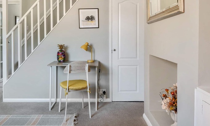 Cobham House | Pass the Keys | Charming Victorian Cottage